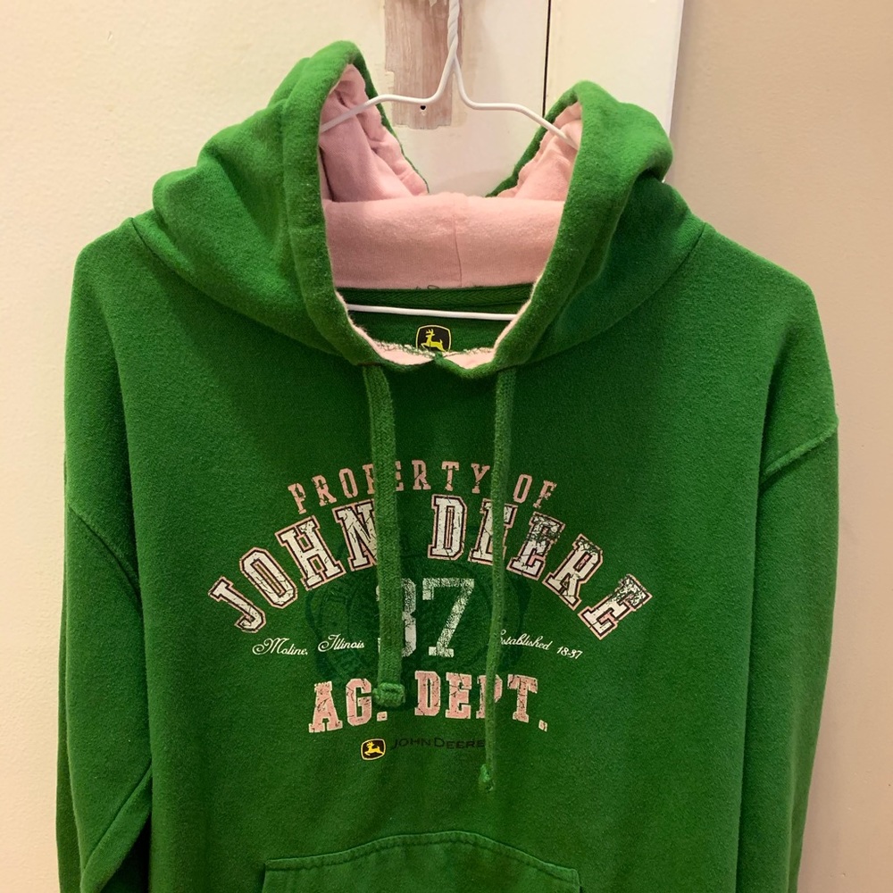 Hoodies very good conditions !Drop me message.